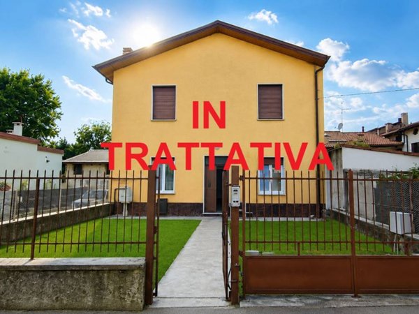 casa indipendente in vendita a Verona in zona Chievo