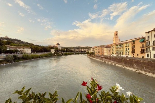 appartamento in vendita a Verona in zona Centro Storico
