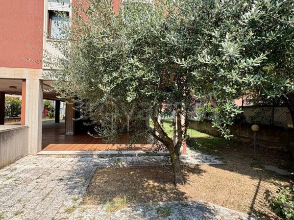 appartamento in vendita a Verona in zona Borgo Roma