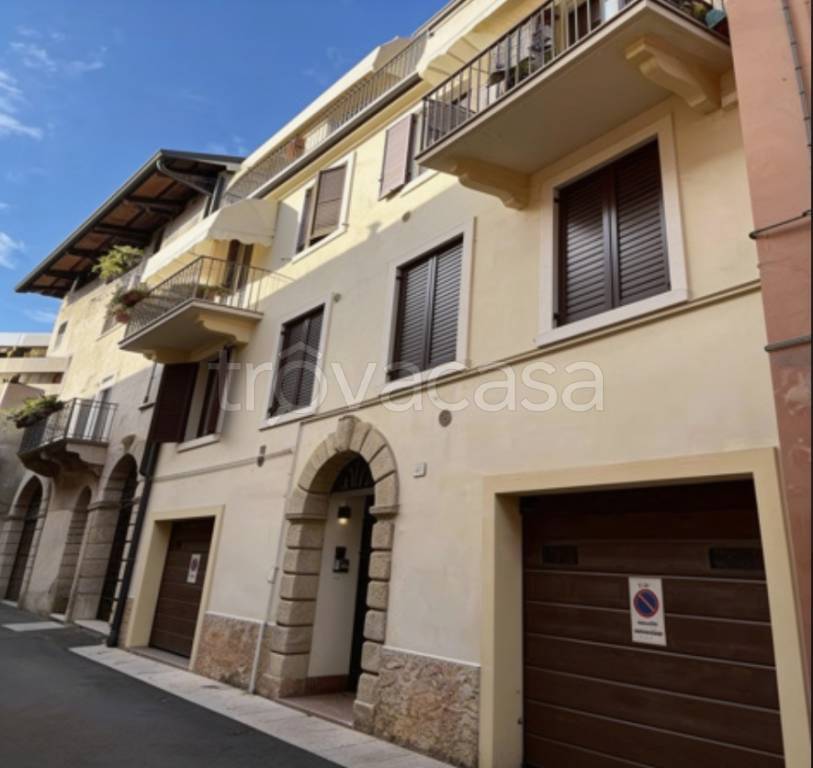 appartamento in vendita a Verona in zona Centro Storico
