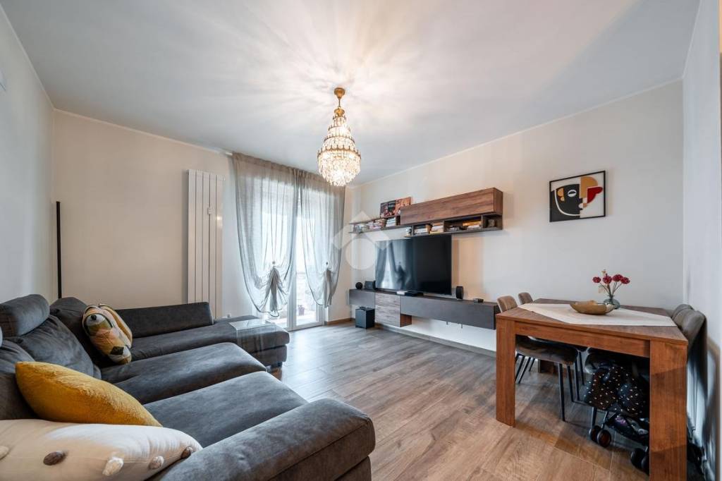 appartamento in vendita a Verona in zona Borgo Roma