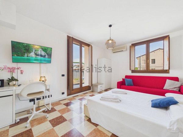 appartamento in vendita a Verona in zona Borgo Roma