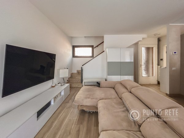 casa indipendente in vendita a Verona in zona Borgo Roma