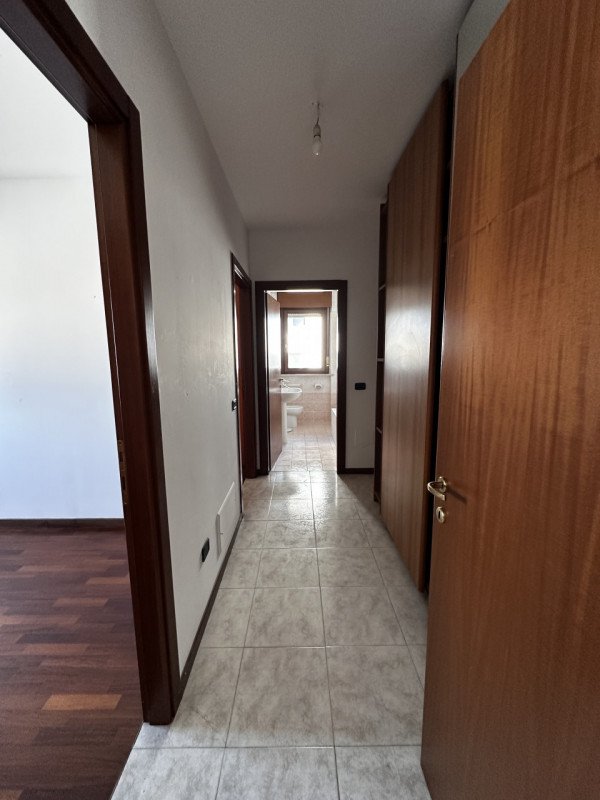 appartamento in vendita a Verona in zona Borgo Roma