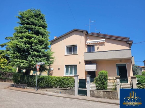 casa indipendente in vendita a Verona in zona Borgo Venezia / Borgo Trieste