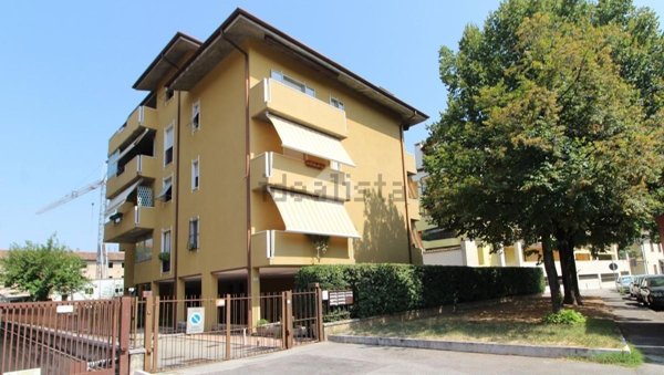appartamento in vendita a Verona in zona Santa Lucia