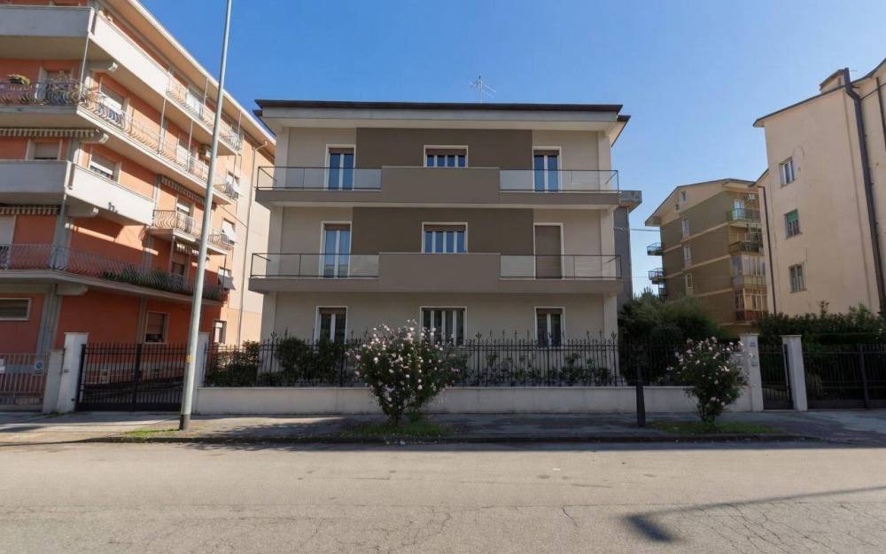 appartamento in vendita a Verona in zona Golosine