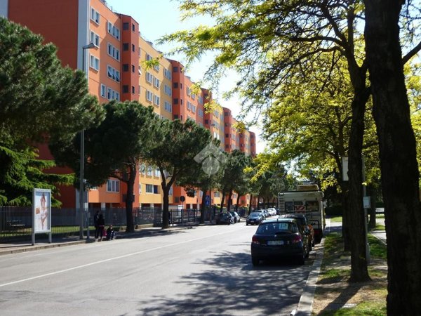 appartamento in vendita a Verona in zona Golosine
