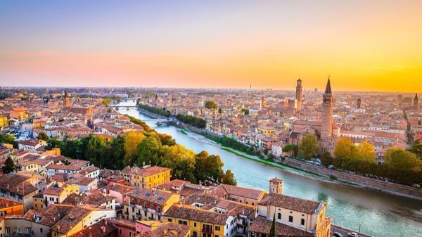 albergo in vendita a Verona in zona Centro Storico