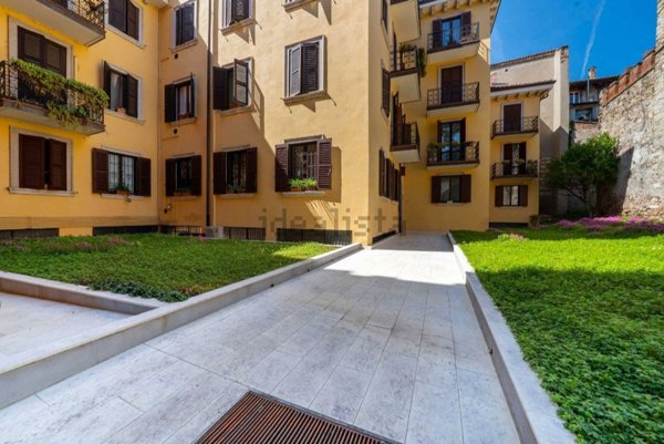 appartamento in vendita a Verona in zona Centro Storico