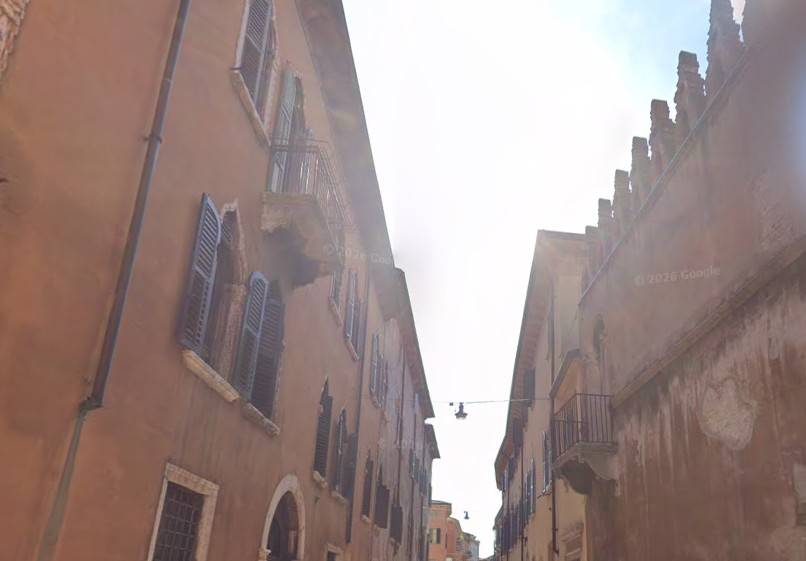 appartamento in vendita a Verona in zona Centro Storico
