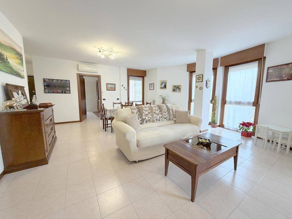 appartamento in vendita a Verona in zona Santa Lucia