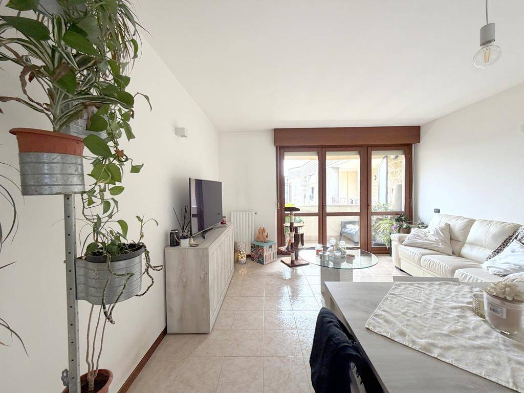 appartamento in vendita a Verona in zona Santa Lucia