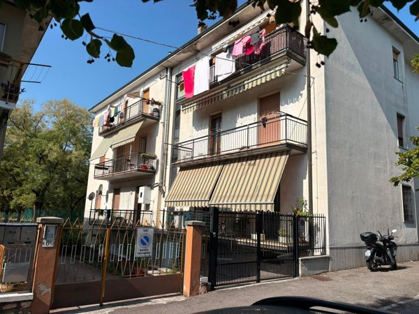 appartamento in vendita a Verona in zona Borgo Roma
