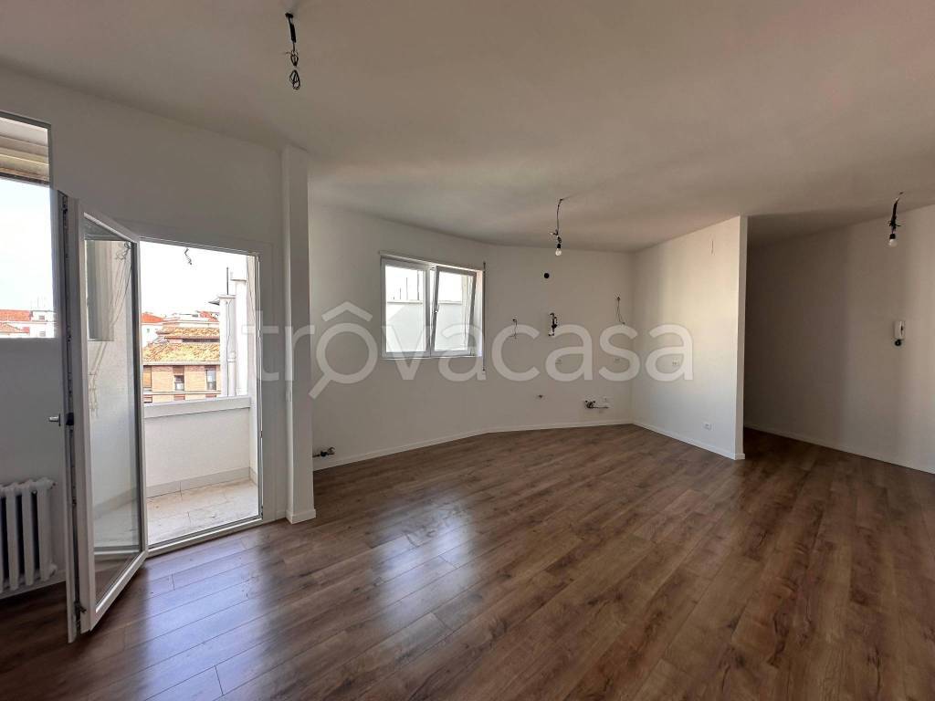 appartamento in vendita a Verona in zona Centro Storico