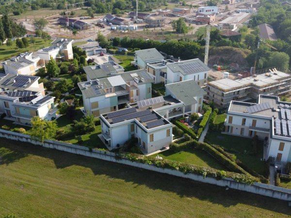 appartamento in vendita a Verona in zona Borgo Roma