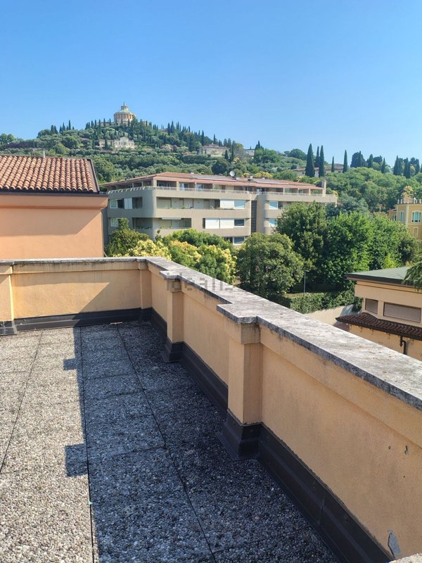 appartamento in vendita a Verona in zona Borgo Trento