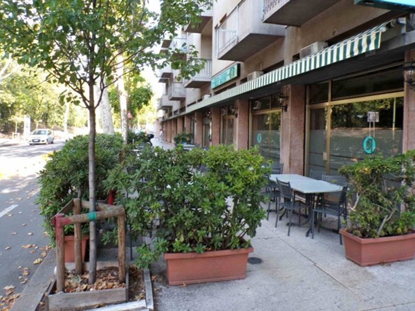 negozio in vendita a Verona in zona Centro Storico