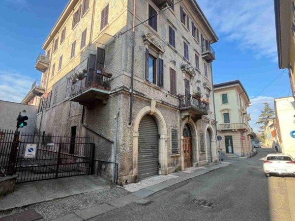 appartamento in vendita a Verona in zona Centro Storico