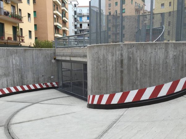 box auto in vendita a Verona in zona Centro Storico