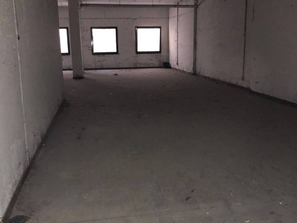 box auto in vendita a Verona in zona Borgo Roma