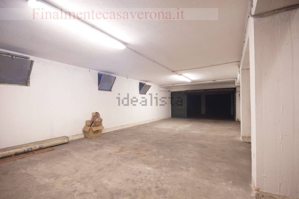 box auto in vendita a Verona in zona San Zeno