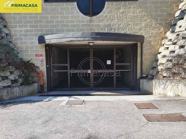 box auto in vendita a Verona in zona Santa Lucia
