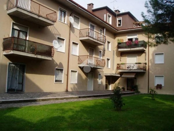 appartamento in vendita a Verona in zona Borgo Roma