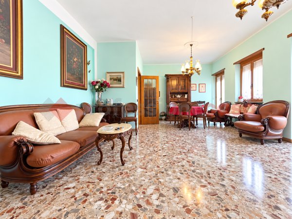 appartamento in vendita a Verona in zona Veronetta