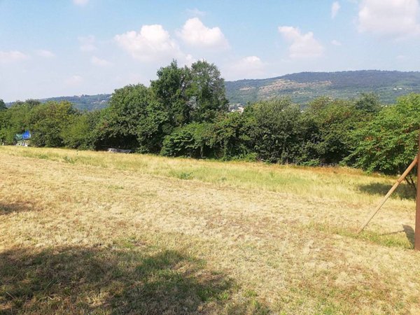 terreno in vendita a Verona in zona Montorio Veronese
