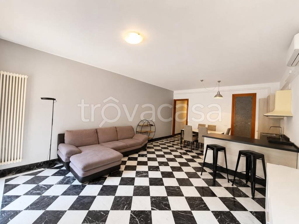 appartamento in vendita a Verona in zona Centro Storico