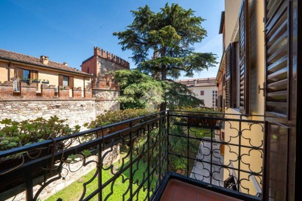 appartamento in vendita a Verona in zona Centro Storico