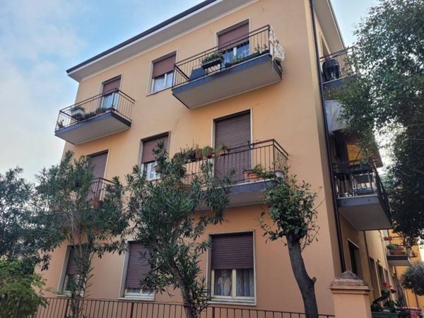 intera palazzina in vendita a Verona in zona Borgo Roma