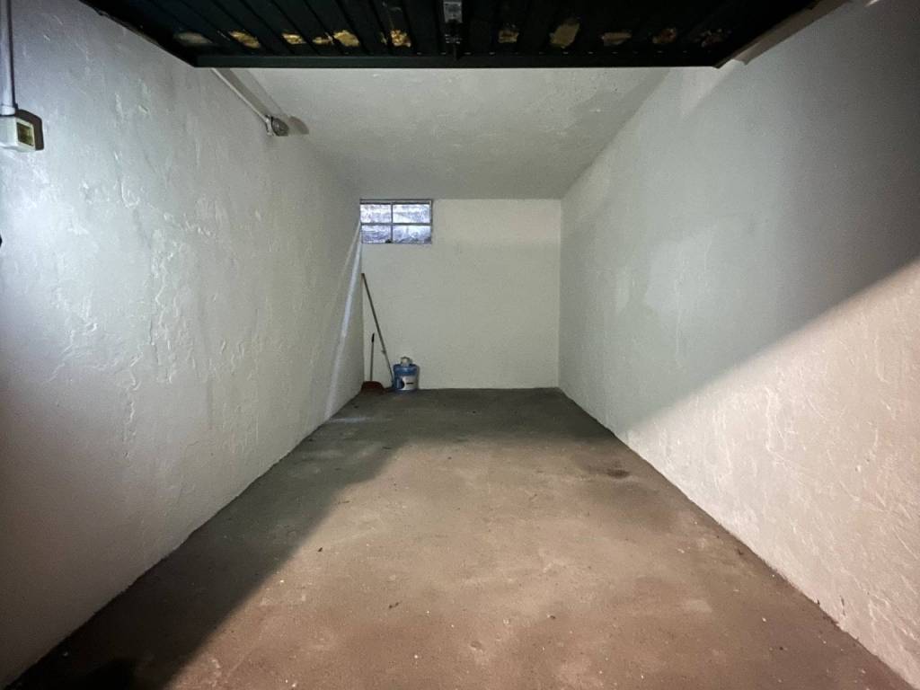box auto in vendita a Verona in zona Borgo Roma