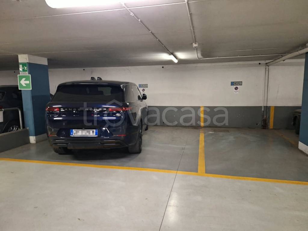 box auto in vendita a Verona in zona Veronetta