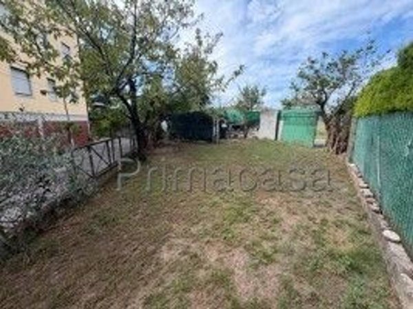terreno in vendita a Verona in zona San Massimo all'Adige