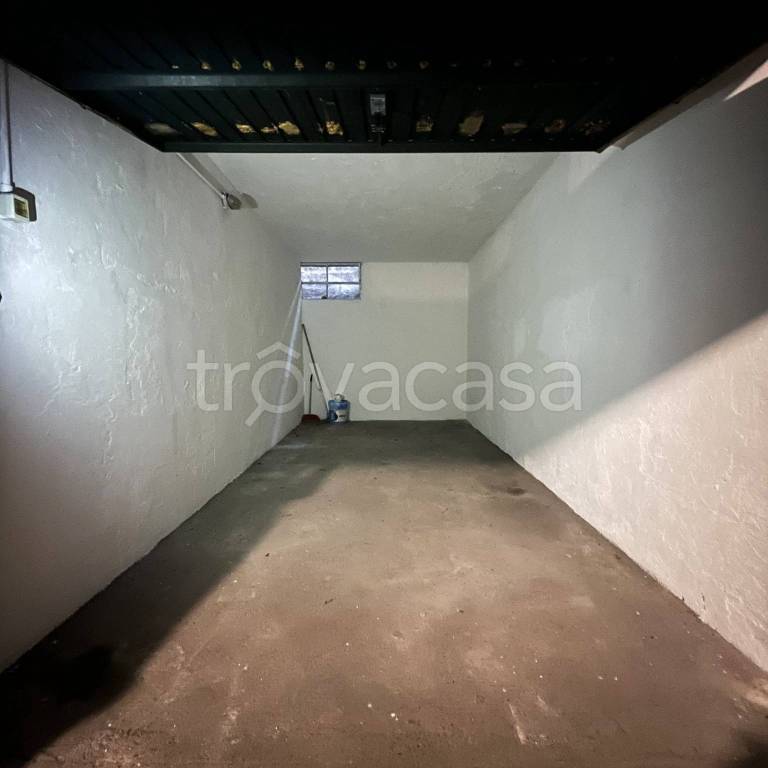 box auto in vendita a Verona in zona Borgo Roma
