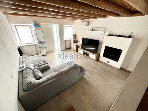 casa indipendente in vendita a Verona in zona Cadidavid