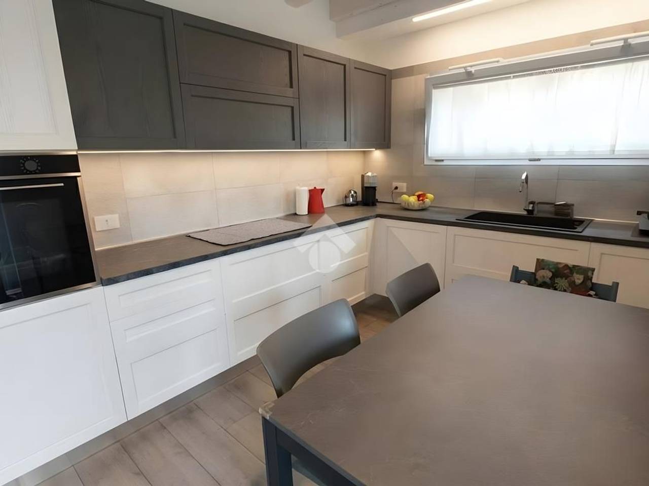 appartamento in vendita a Verona in zona Borgo Milano