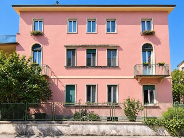 appartamento in vendita a Verona in zona Borgo Venezia / Borgo Trieste