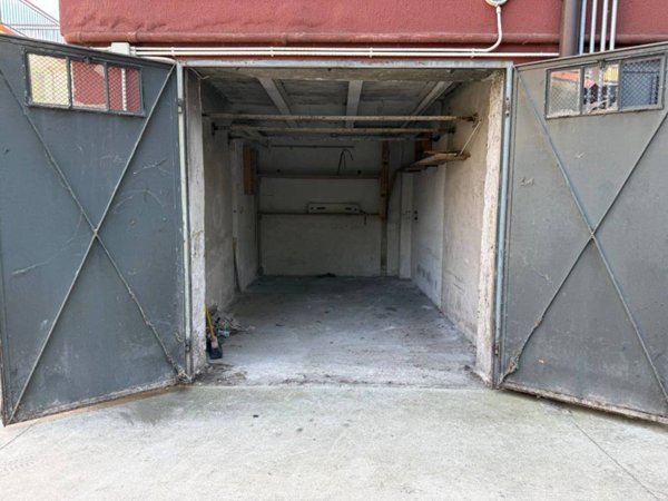 box auto in vendita a Verona in zona Borgo Roma