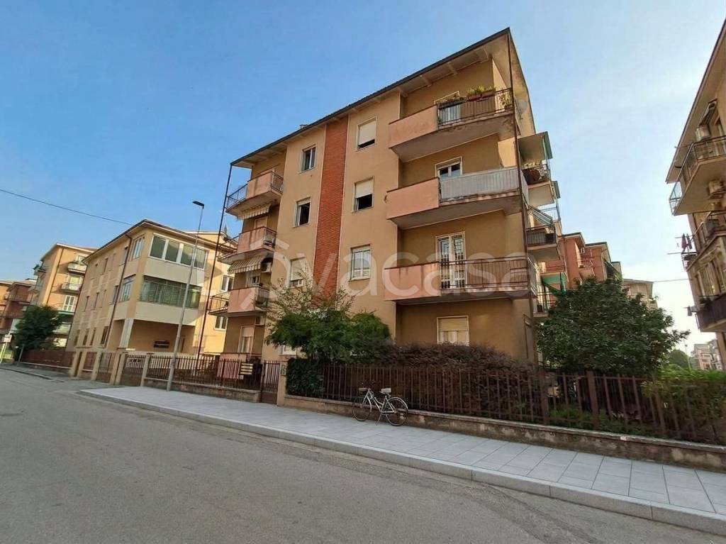 appartamento in vendita a Verona in zona Borgo Venezia / Borgo Trieste