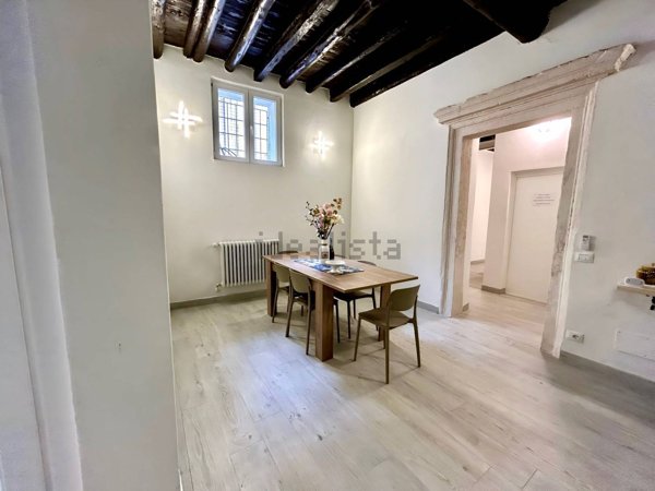 appartamento in vendita a Verona in zona Veronetta