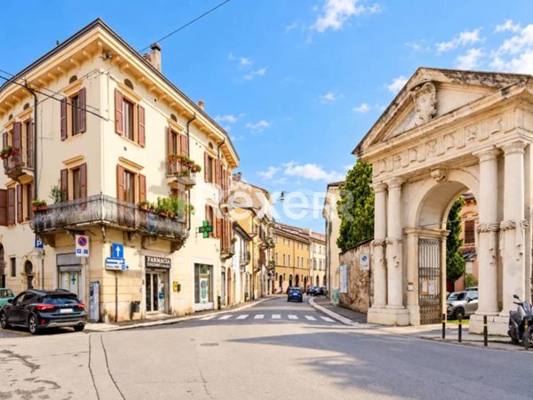 appartamento in vendita a Verona in zona Veronetta