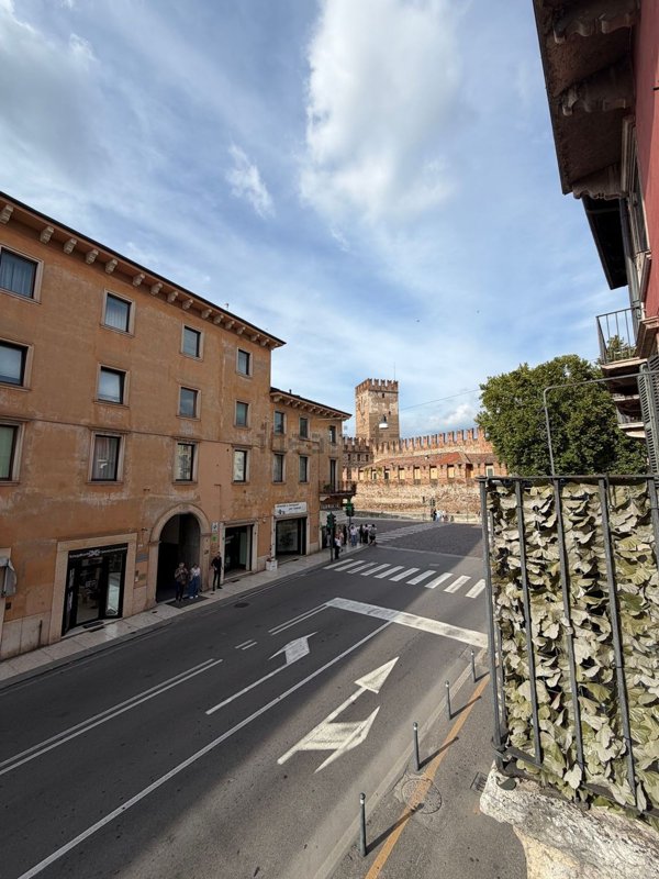 appartamento in vendita a Verona in zona Centro Storico