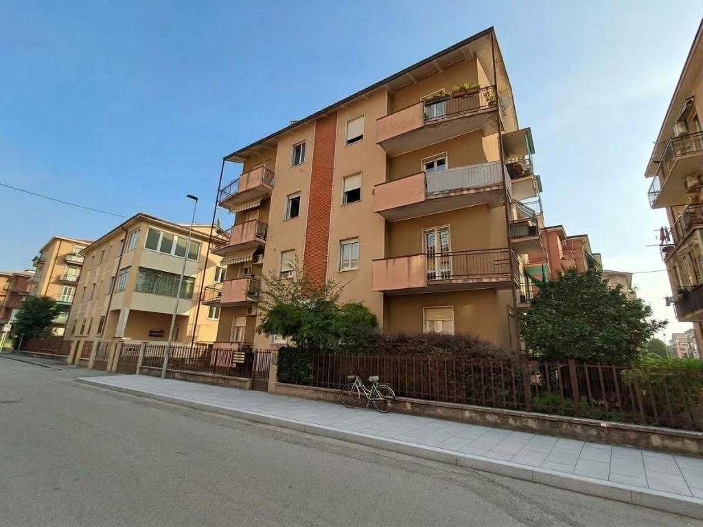appartamento in vendita a Verona in zona Borgo Venezia / Borgo Trieste