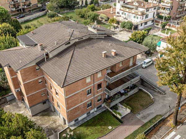 appartamento in vendita a Verona in zona Parona di Valpolicella