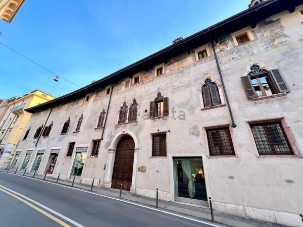 appartamento in vendita a Verona in zona Veronetta