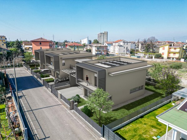villetta a schiera in vendita a Verona in zona Cadidavid