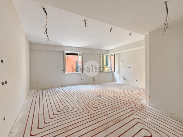 appartamento in vendita a Verona in zona Centro Storico